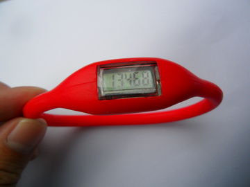 Κόκκινο/πορφυρό Pedometer αθλητικού πυριτίου ρολόι με την οθόνη LCD για τα κορίτσια/τα αγόρια